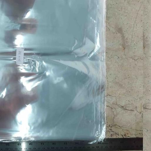

♙ PLASTIK OPP 30 X 38 CM 20 MIC isi 100 LBR ✩