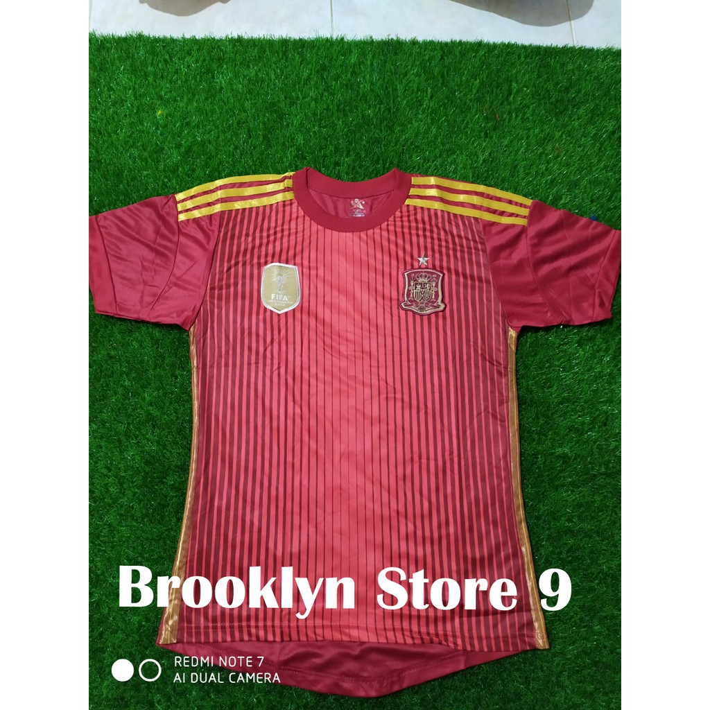 JERSEY BOLA BAJU BOLA REMAJA SPANYOL MERAH GARIS EMAS