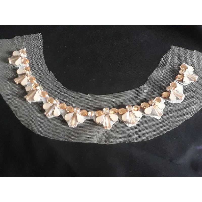 payet rangkai kristal Leher