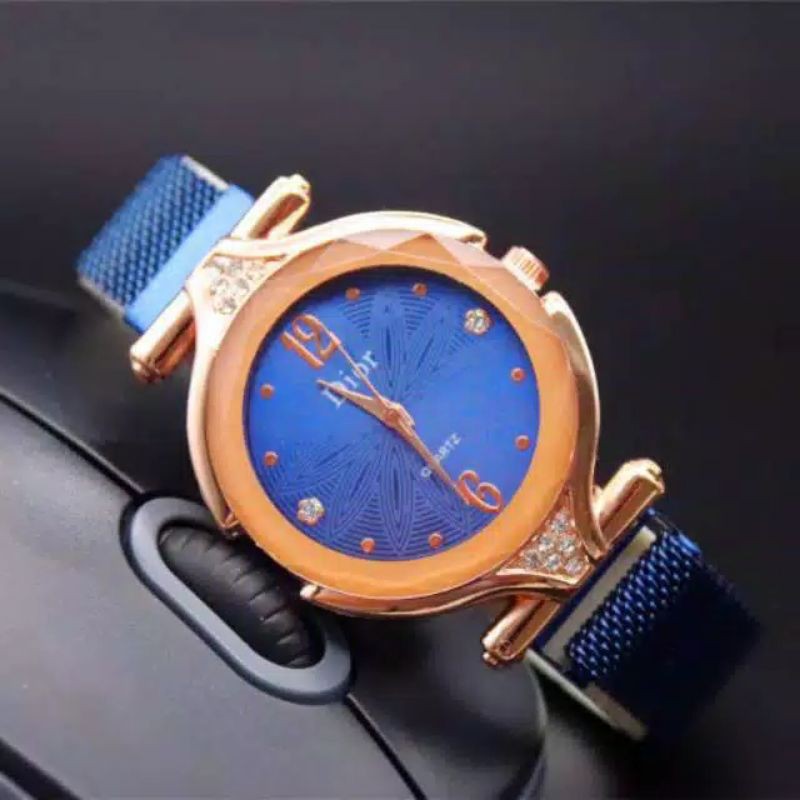 Jam Tangan Wanita Korea Strap Magnet Diyoor Lancip Angka 7 warna