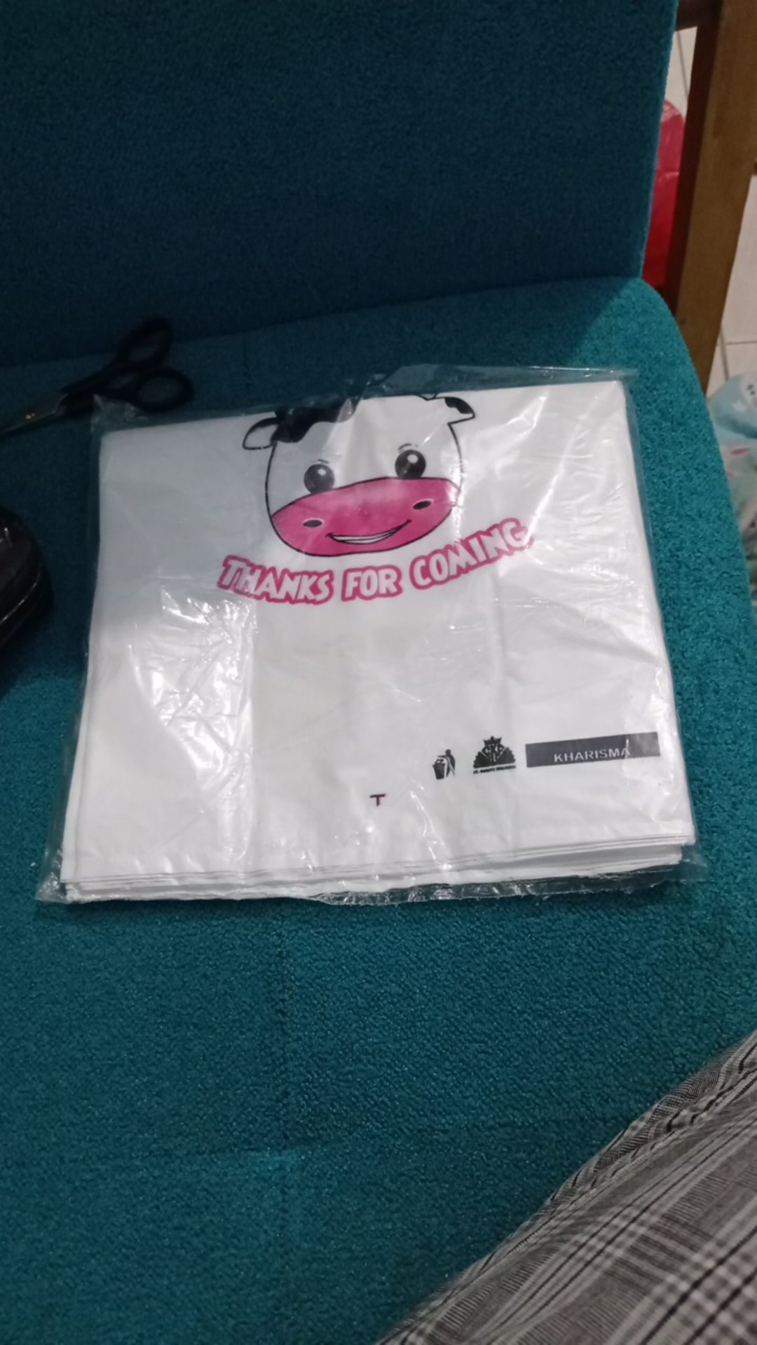 Kantong Kresek Motif Olshop Tanggung Karakter Sapi Pinguin Hellokitty/ Kresek Murah