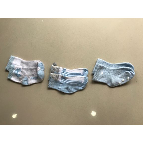 Socks Agabang Baby Blue Bunny (kanan)