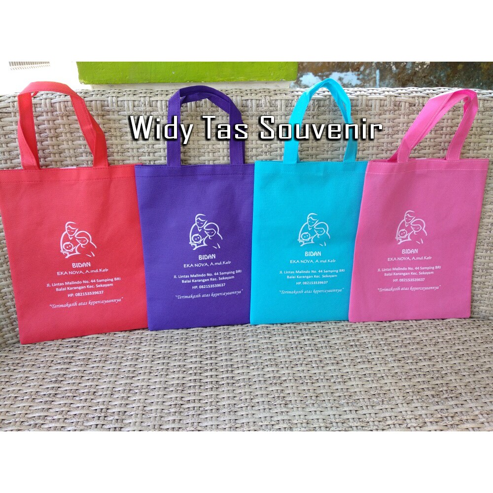 

Tas souvenir Bidan