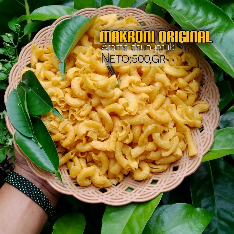 

cemilan makaroni original asin gurih aroma daun jeruk 500gr.