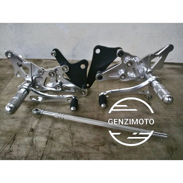 Footstep Underbone New Honda Sonic 150R pnp