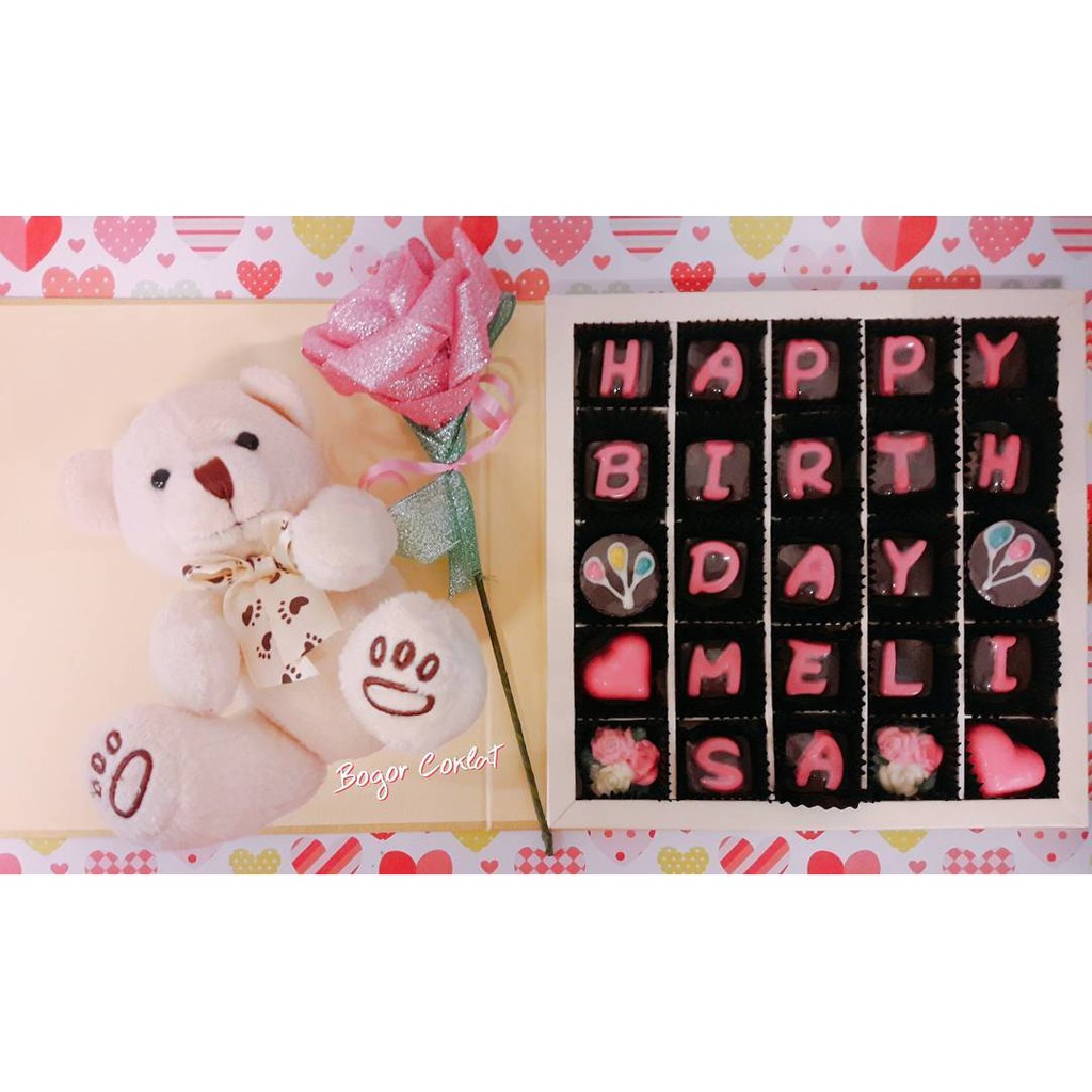 

Hadiah Valentine Coklat UCapan dan Boneka