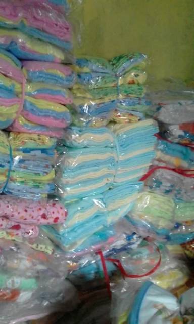 Baju bayi neci label panjang 3pcs terlaris