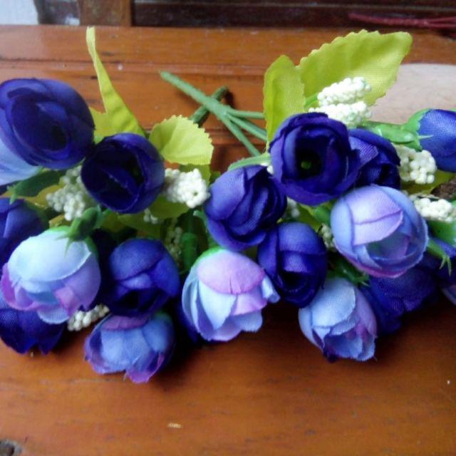 Bunga artificial mawar kuncup 15 kepala bunga-Biru