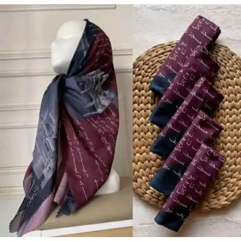 hijab voal segi empat motif koran arab