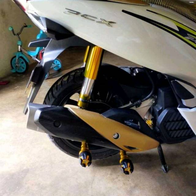 COVER SHOCK BELAKANG HONDA PCX