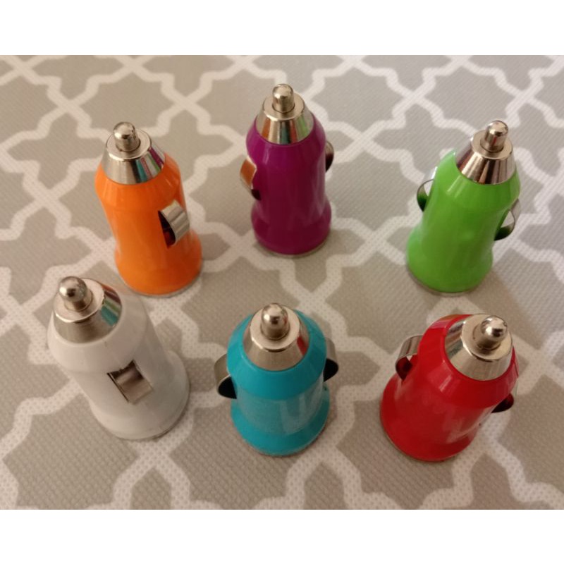 Universal USB socket charger/charger mobil USB