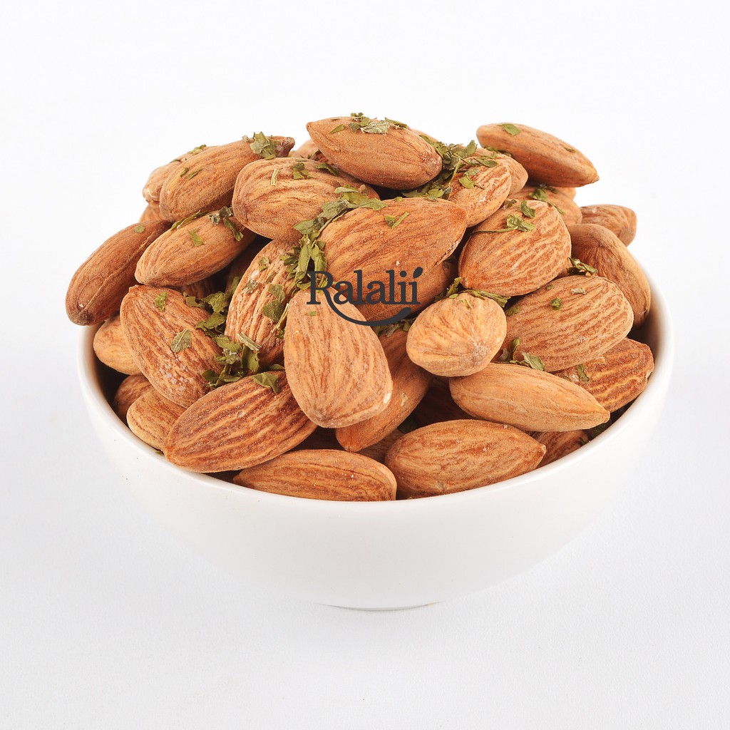 

Ralalii Almond Panggang / Roasted Almond Rasa Salty/Asin 240 gr