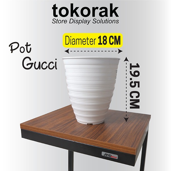 POT BUNGA 18 CM PLASTIK PUTIH TAWON PIRUS TIRUS GUCI POT BUNGA 18 CM PLASTIK PUTIH TAWON PIRUS TIRUS GUCI