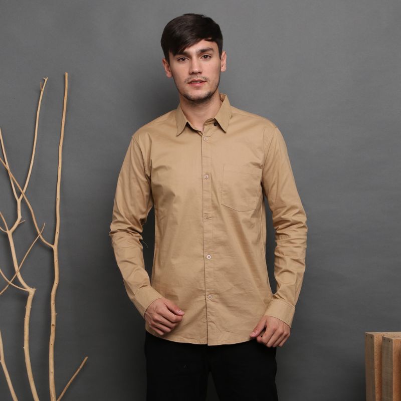 YUNG Kemeja Pria Basic Polos Panjang Poplin Stretch