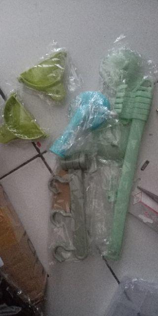Gantungan Dingding Multifungsi Gantung Alat Dapur Gantung Baju Gantungan Kamar Mandi Suction 6 Kail