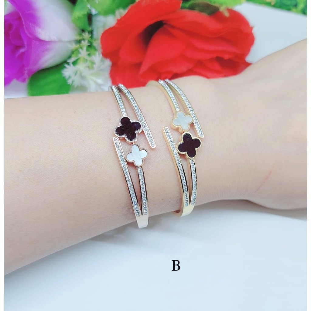 Gelang Titanium Permata  A,B