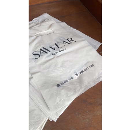 

KANTONG PLONG SABLON