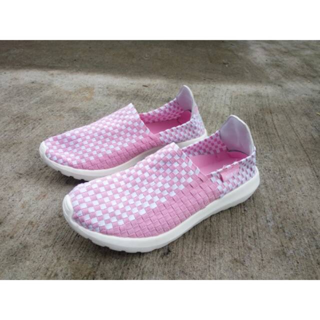Sepatu slip on cewek nike import premium original
