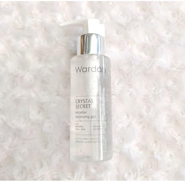 Wardah crystal secret micellar cleansing gel 95ml