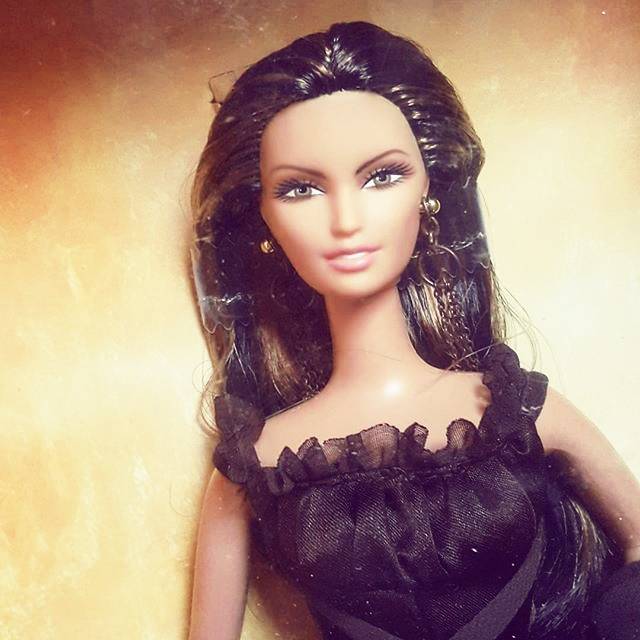 Barbie Chocolate Obsession Lara silver label