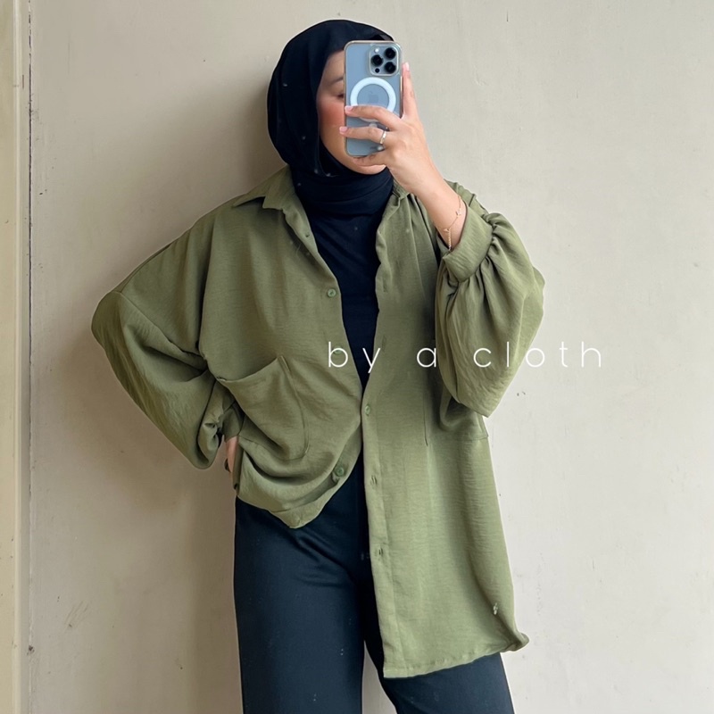 Kemeja Crinkle Oversize Kemeja Airflow Kemeja Jumbo - 004