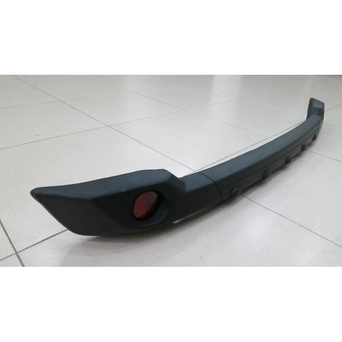 BEMPER BELAKANG KIJANG INNOVA 2004-2010 KARET REFLEKTOR