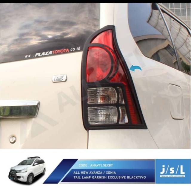 All new Avanza Garnish belakang hitam blacktivo