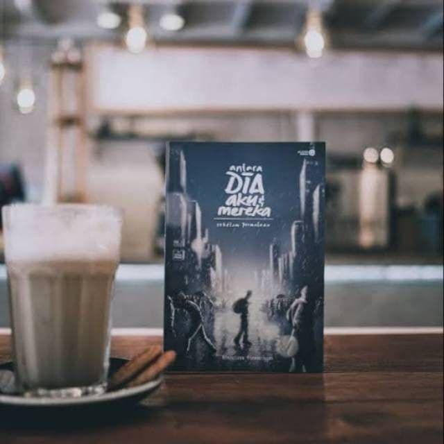 Antara Dia Aku dan Mereka - ADAM Karya Felix Siauw dan Hawaariyyun