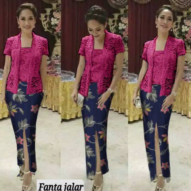 Kebaya Set Manda Rok Belah Samping