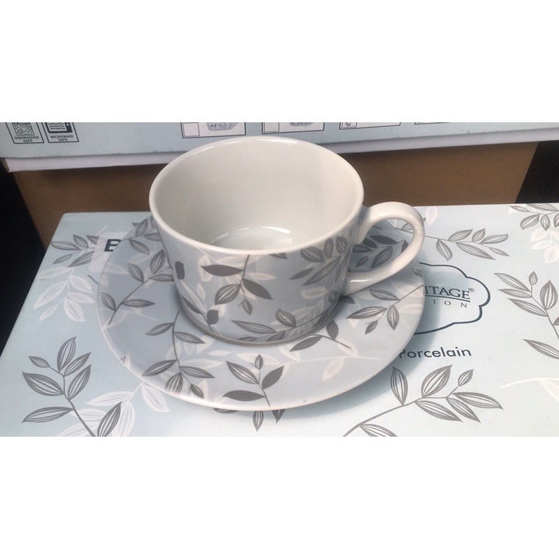 ROYAL HERITAGE TEA CUP SET 4