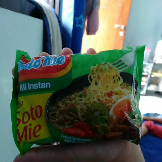 

Mie instan kuah