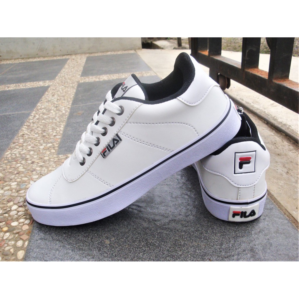 SEPATU CASUAL FILA PENDEK PRIA WANITA - FIla