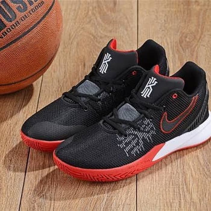 men's kyrie flytrap 2