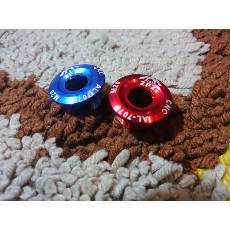 Cover Penutup Baut Crank Sebelah Kiri Hollowtech 2/ HT2 M20 Litepro ZFZ Warna