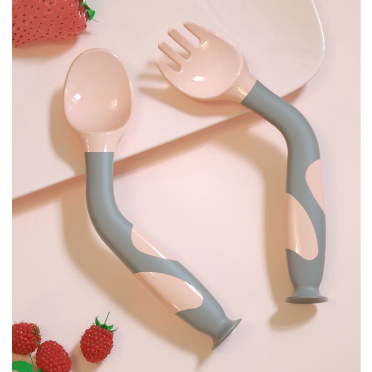 (Ganbaru) SET SENDOK MAKAN ANAK BISA DITEKUK | SUCTION SPOON FORK SET | BABY LEARNING SPOON | SENDOK GARPU FLEKSIBLE MPASI BPA FREE | BABY SPOON FORK FOOD GRADE FREE BOX