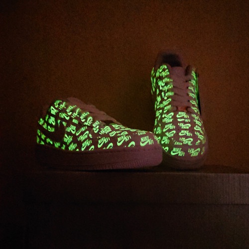 Sepatu Nike Air Force 1 GLOW in the DARK - Putih