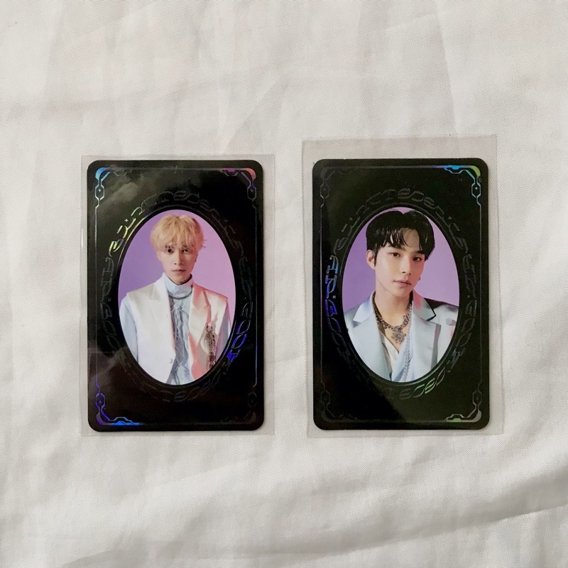 yearbook jungwoo, hendery (baca deskripsi)