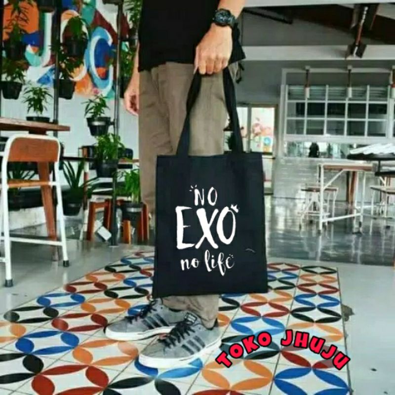 Totebag EXO No Exo No Life // Tote bag Zipper Kpop // Tas Sleting