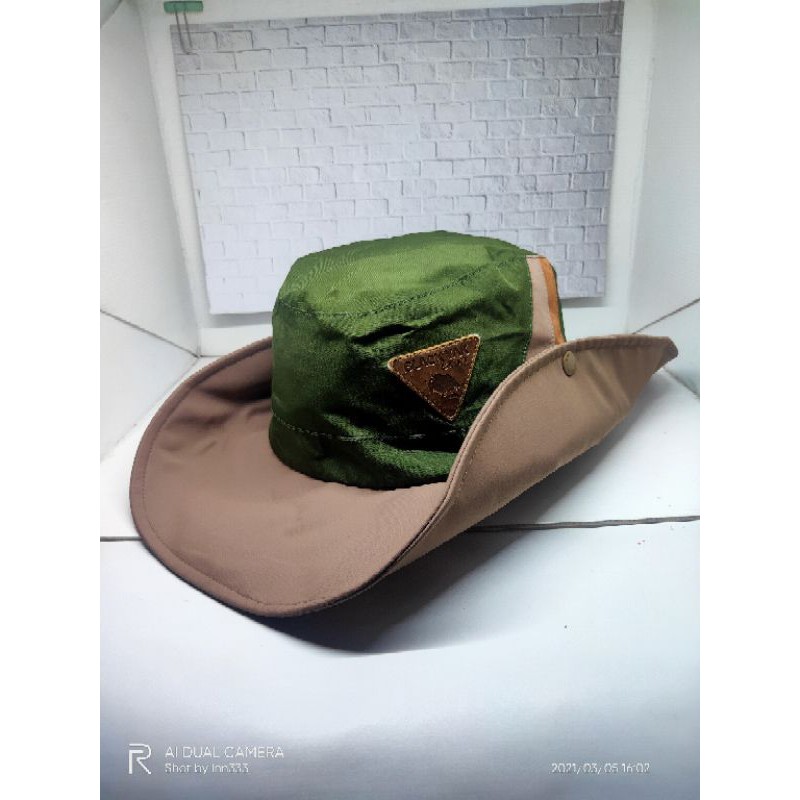 TOPI BLACKYAK BUCKET