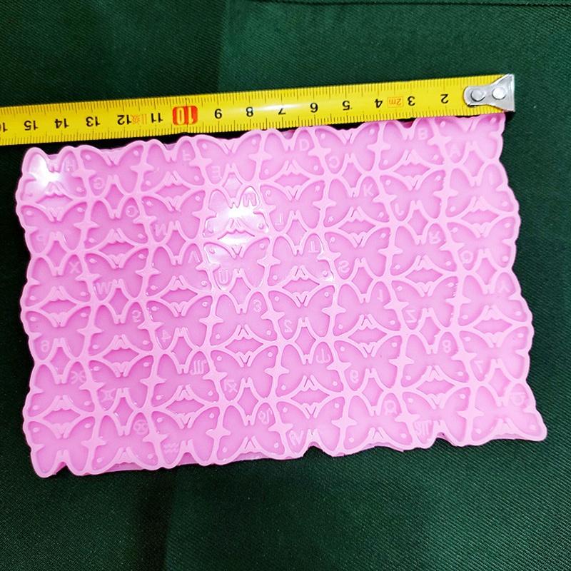 Siy Cetakan Resin Epoksi Bentuk Kupu-Kupu / Huruf Dengan Lubang Gantungan Kunci