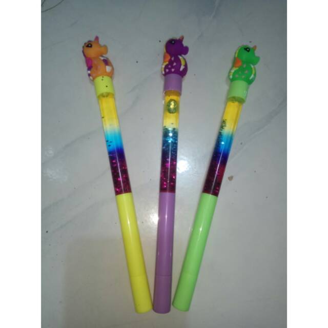 

Bulpen gel glitter air campur karakter