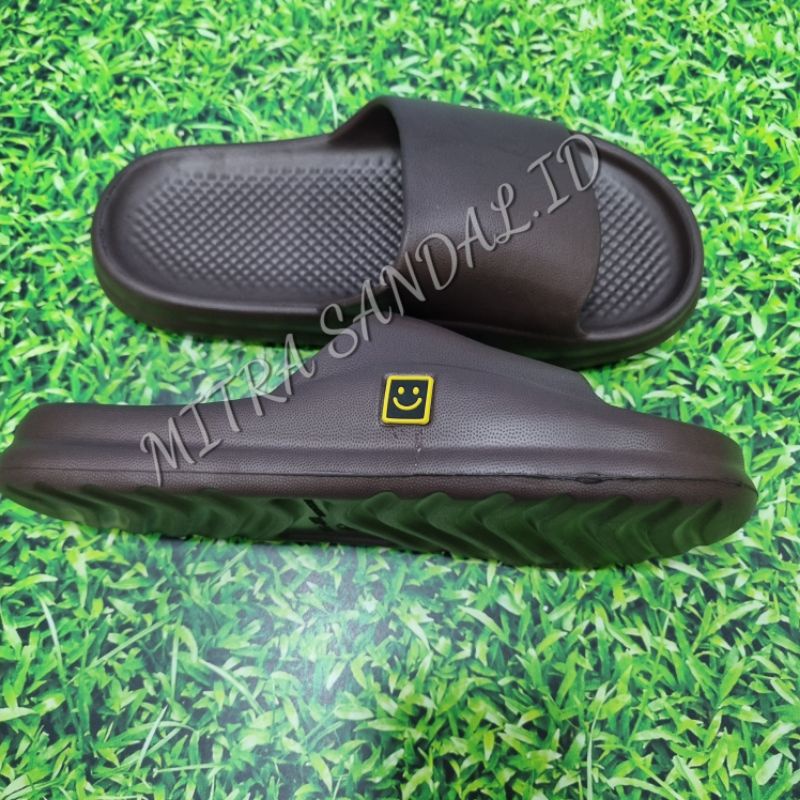 MS - VIBOX SMILE Sandal slop pria EVA COKLAT / Sandal rumah laki laki / Sendal slop pria / Sandal slide pria / Sandal slop / Sendal slop