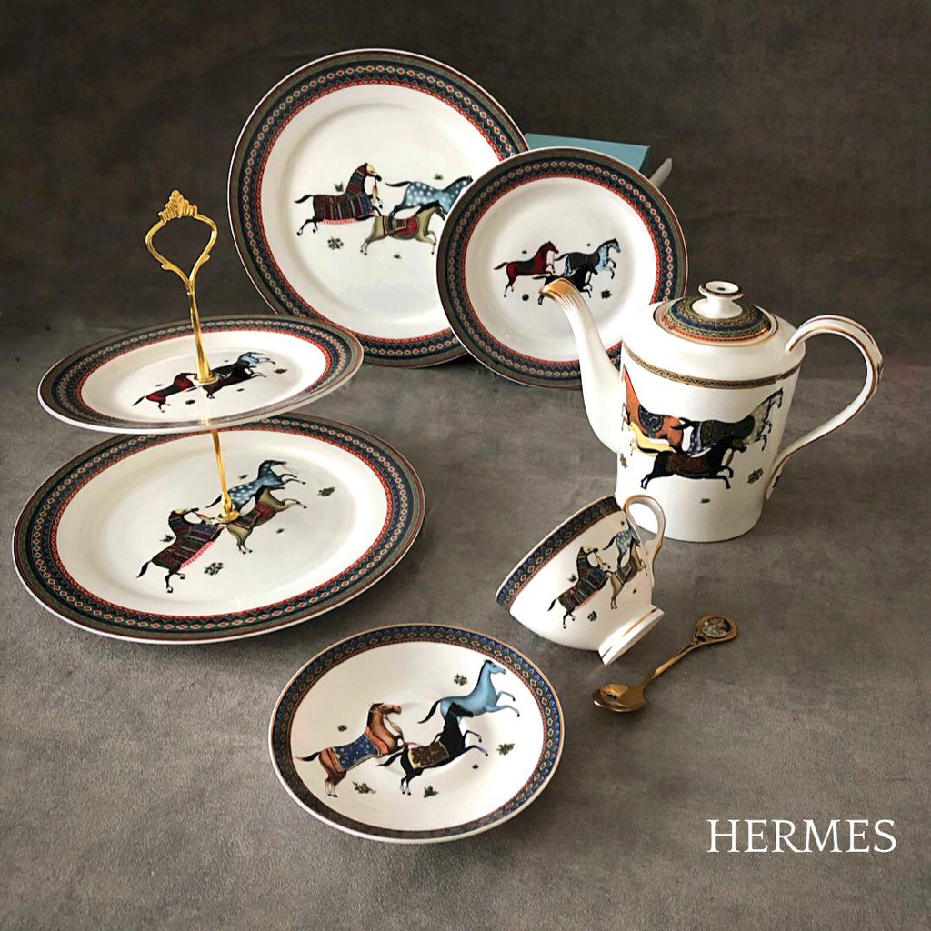 

HOMEWARE