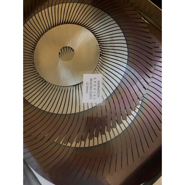 Hss Karnasch special Bahan Taji ayam Harga perbatang.