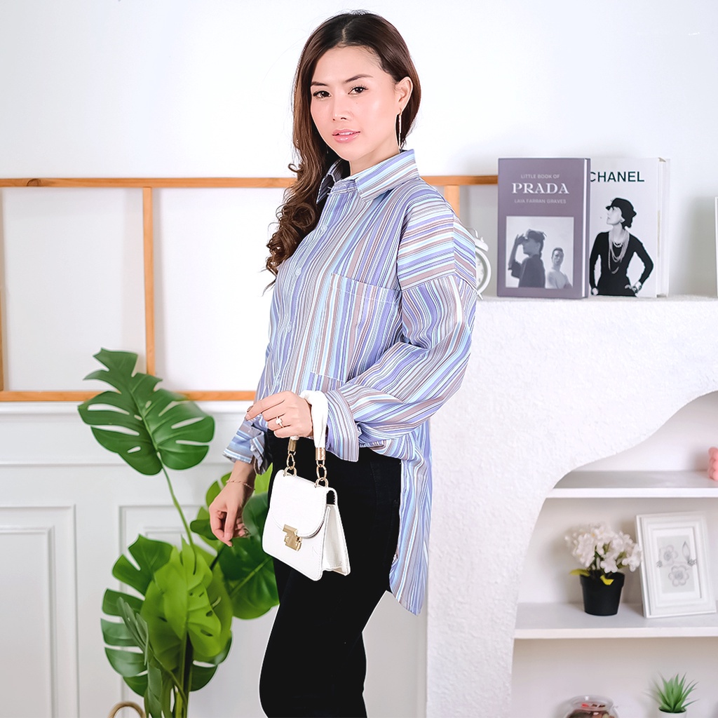 Tq88indonesia Fashion Kemeja salur  Wanita Terbaru / Kem Yovie New Stripe Blouse / Baju Atasan Wanita Kekinian / Ootd / Baju Santai Wanita / Kemeja Cewek Terbaru / Kemeja wanita Lengan Panjang