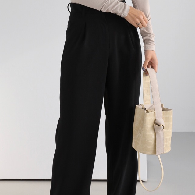 Kwani Wani Knot Bucket Brie Cheese