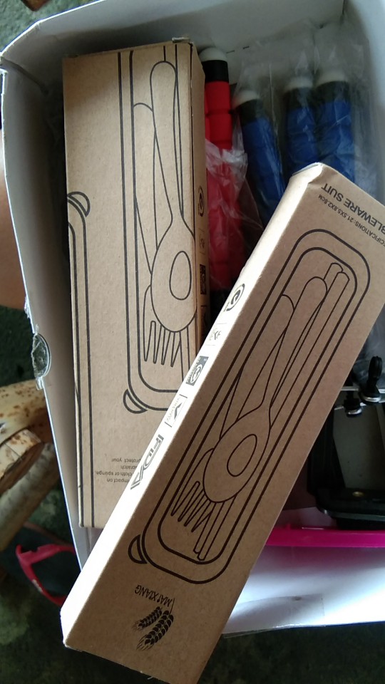 Set Peralatan Makan Gandum 3 In 1 (ada Kotak)