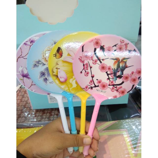 

Pulpen gel kipas karakter Bird Mengemaskan isi 12 pcs