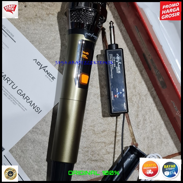 G571 MIC WIRELESS UHF DIGITAL LCD SINGLE SYSTM CAS MIKROPHONE SOUND DISPLAY MICROPHONE ADVANCE KARAOKE VOKAL ARTIS PROFESIONAL PRO SOUND BEST SISTEM AUDIO PANGGUNG DYNAMIC PENGERAS SUARA HIFI SENSITIF DAN JERNIH BISA UNTUK ACARA MC PIDADO SEMINAR CERAMAH