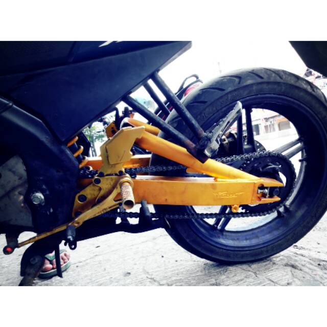 Swing Arm Sasis Motor Vixion New - Vixion Old VRossi Bonus As Roda